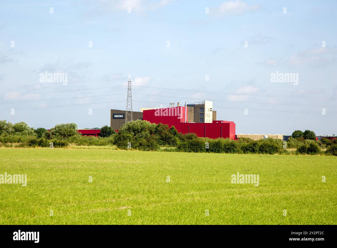 L'usine de production de café Nestlé Nescafe dans le village de Tutbury dans le Staffordshire à Hatton Banque D'Images