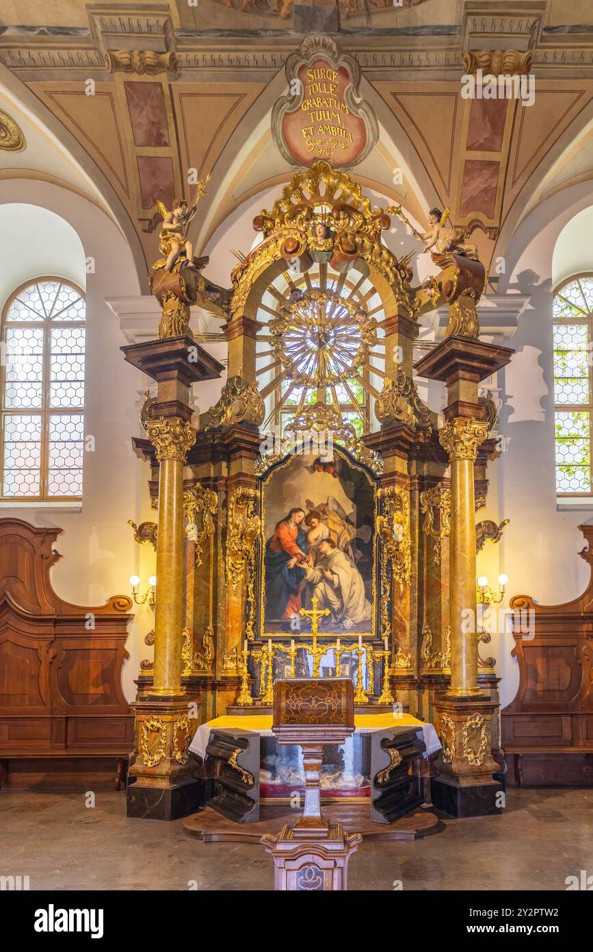 Prague, République tchèque - 30 mai 2024 : intérieur du monastère de Strahov, une abbaye prémonstratène située à Strahov, Prague, République tchèque Banque D'Images