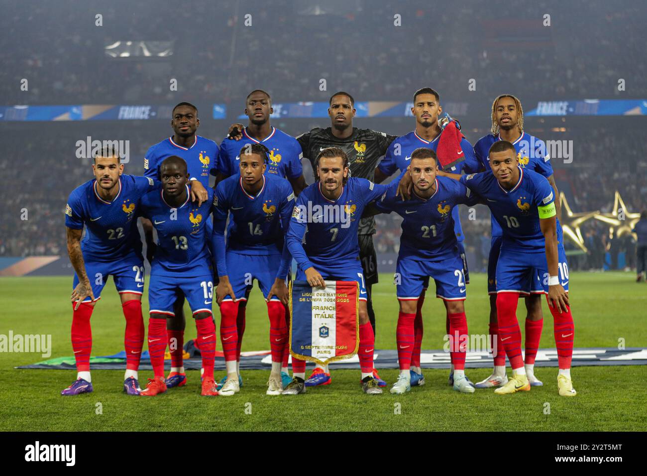 Équipe de France vue lors du match de football de l'UEFA Nations League 2024/2025 entre la France et l'Italie au Parc des Princes (Paris). Score final ; France 1:3 Italie. Banque D'Images