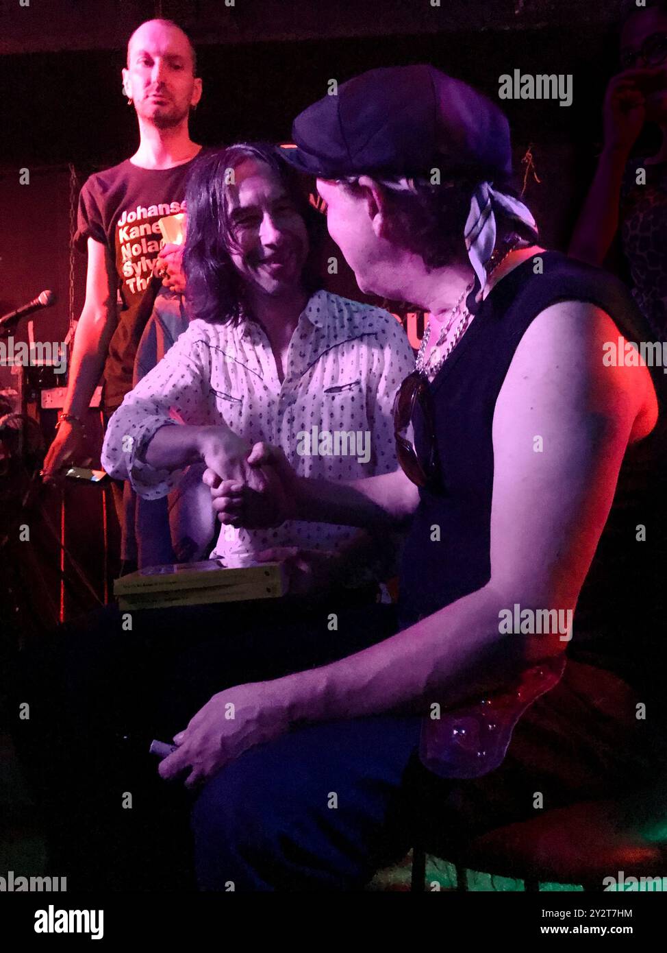 Sylvain Sylvain des New York Dolls avec Bobby Gilespie (Primal Scream, The Jesus & Mary Chain) au château de Dublin, Camden le 22 juillet 2018. Banque D'Images