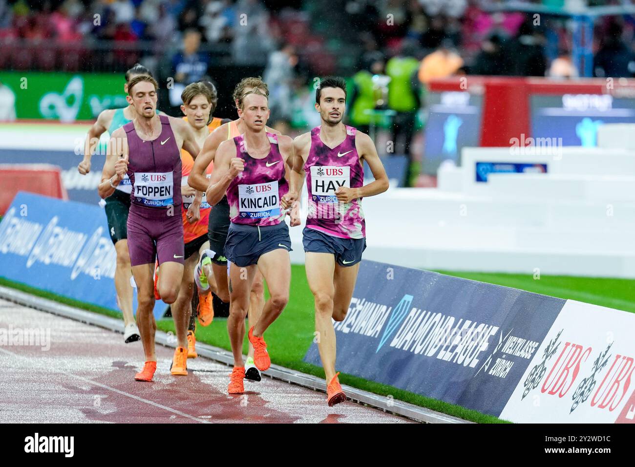 Zurich, Suisse. 05th Sep, 2024. Zurich, Suisse, le 5 septembre 2024 : Hugo Hay (FRA) et William Kincaid (USA) lors du 3000m Men à la Wanda Diamond League Weltklasse Zurich au Stadion Letzigrund à Zurich, Suisse. (Daniela Porcelli/SPP) crédit : SPP Sport Press photo. /Alamy Live News Banque D'Images Zurich, Suisse. 05th Sep, 2024. Zurich, Suisse, le 5 septembre 2024 : Hugo Hay (FRA) et William Kincaid (USA) lors du 3000m Men à la Wanda Diamond League Weltklasse Zurich au Stadion Letzigrund à Zurich, Suisse. (Daniela Porcelli/SPP) crédit : SPP Sport Press photo. /Alamy Live News Banque D'Images