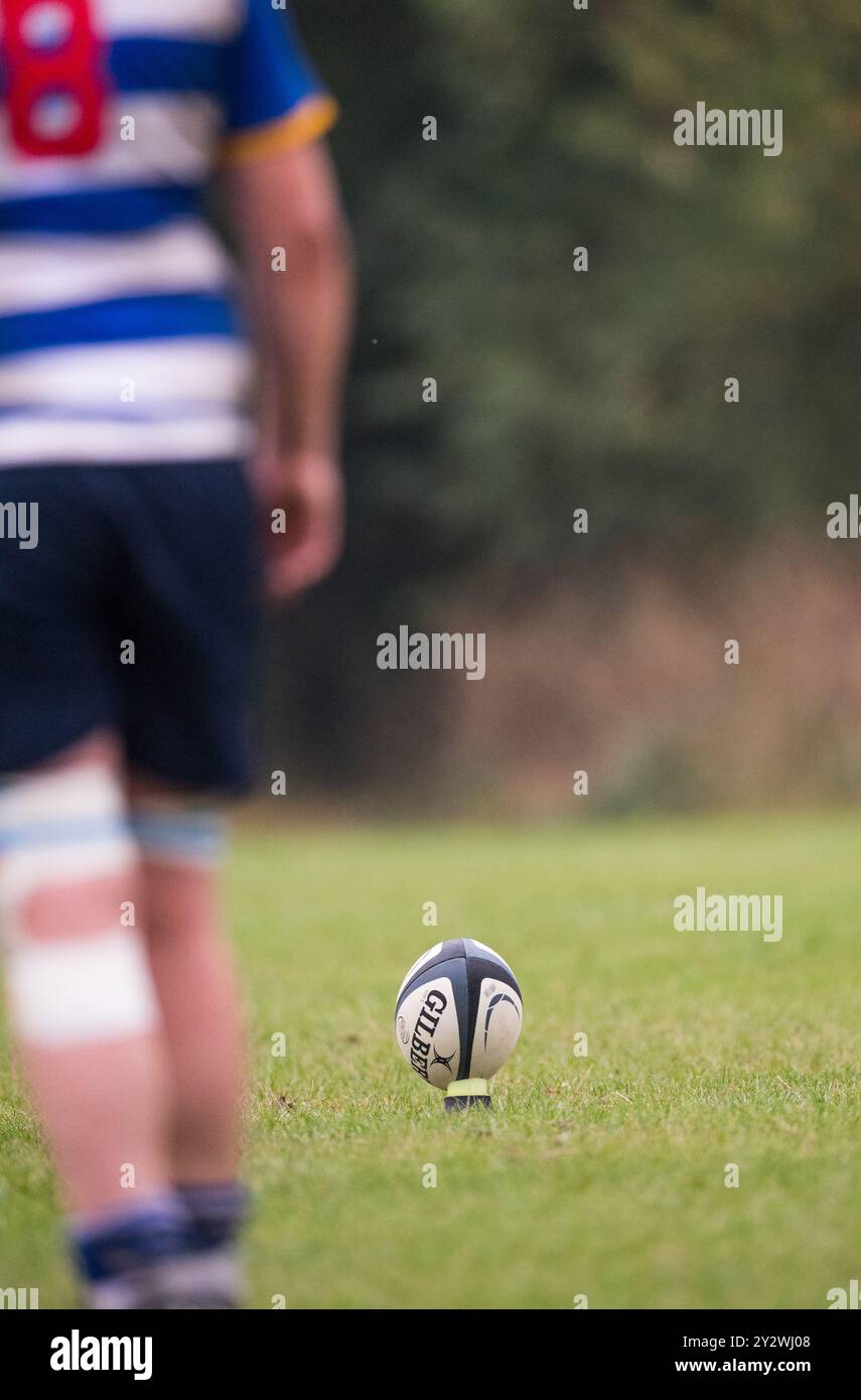 Joueurs anglais amateur de Rugby Union jouant dans un match de ligue. Banque D'Images