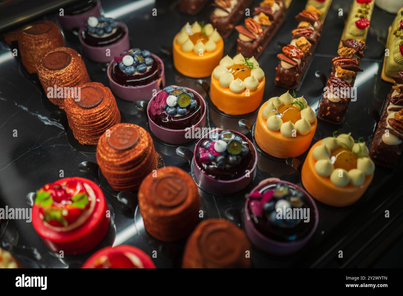 Desserts variés dans le restaurant de Prague Banque D'Images