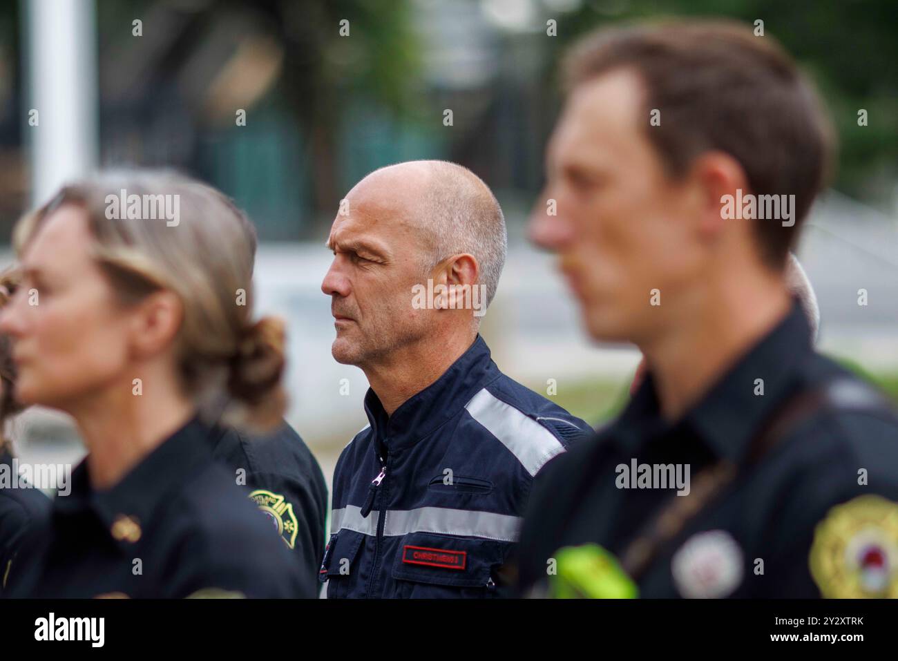 Portland, États-Unis. 11 septembre 2024. Quatre pompiers belges visitent les casernes de pompiers américains et sont embarqués avec Portland Fire pendant quatre jours. Portland Fire and Rescue, le bureau des pompiers de Portland, Oregon, commémore chaque année l'héroïsme du service des incendies de New York lors des attaques du 9-11-2001, qui ont à la fois fait plus de 300 pompiers, et tué beaucoup plus que les maladies suivantes ont coûté la vie. (Photo de John Rudoff/Sipa USA) crédit : Sipa USA/Alamy Live News Banque D'Images