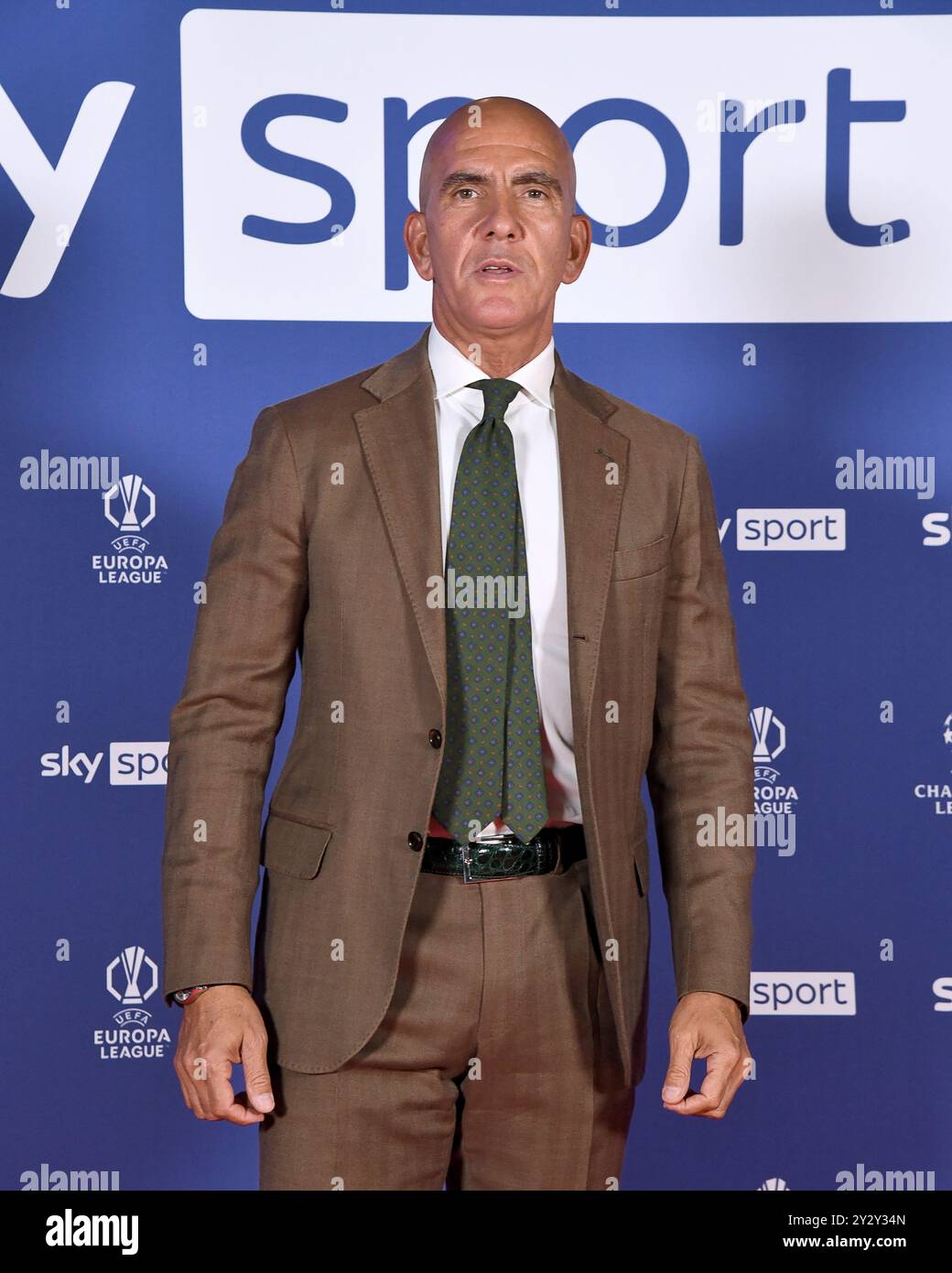 Milan - présentation de la saison 2024 de la Ligue des Champions et de l'Europa League sur les chaînes SKY - Paolo Di Canio Banque D'Images