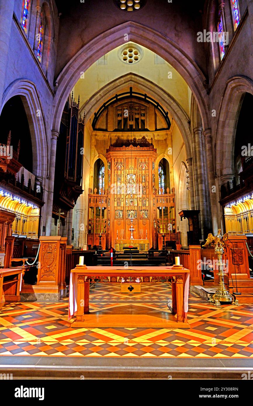 Le maître-autel de la cathédrale St Peters d'Adélaïde en Australie Banque D'Images