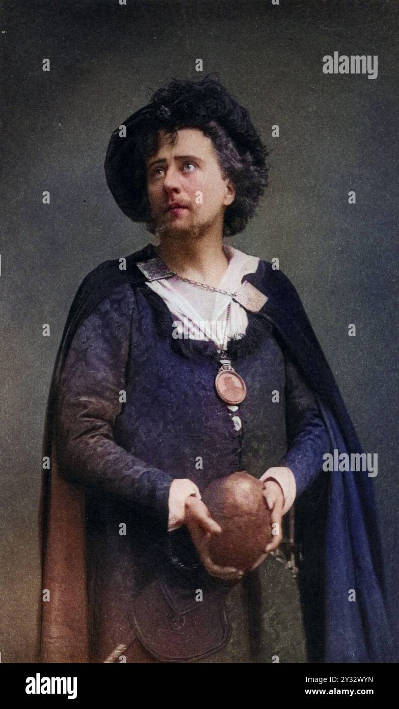 Herbert Beerbohm Tree (1853-1917) anglais Schauspieler und Regisseur. Gründer der Royal Academy of Dramatic Art (RADA). Hier um 1892 als Prinz in der Tragödie Hamlet von William Shakespeare. Heliogravüre., Historisch, digital restaurierte Reproduktion von einer Vorlage aus dem 19. Jahrhundert, date du dossier non précisée Banque D'Images
