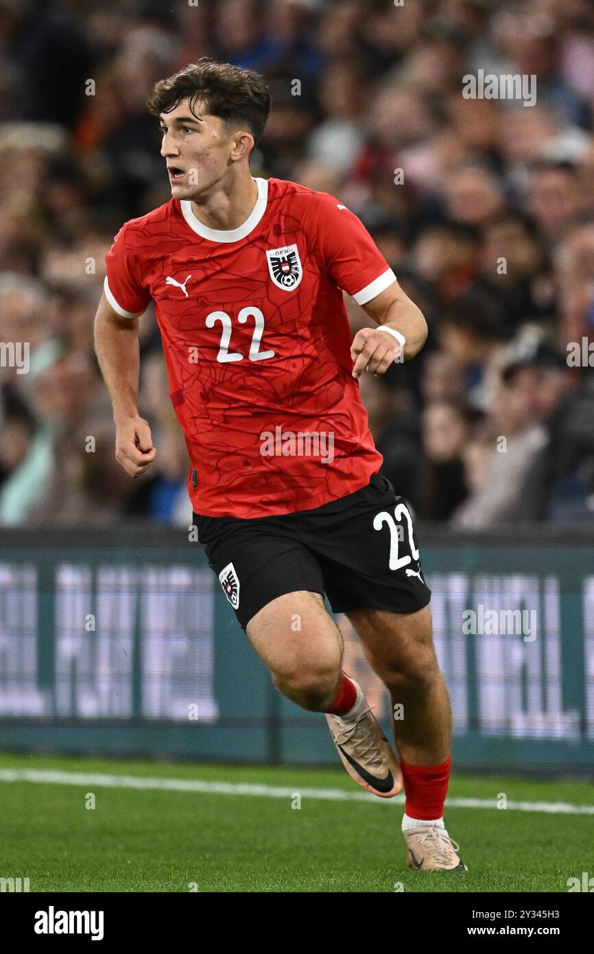 LUTON, ANGLETERRE - SEPTEMBRE 09 : Florian Micheler d'Autriche , toute la longueur du corps en tenue à domicile lors du match amical international U21 entre l'Angleterre Banque D'Images