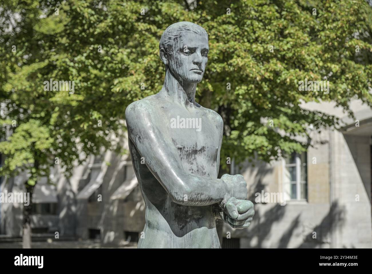 Statue de Richard Scheibe, Ministère fédéral de la Défense, Bendlerblock, Mémorial de la résistance allemande, Stauffenbergstrasse, Tiergarten, Mitte, Berlin, Germ Banque D'Images