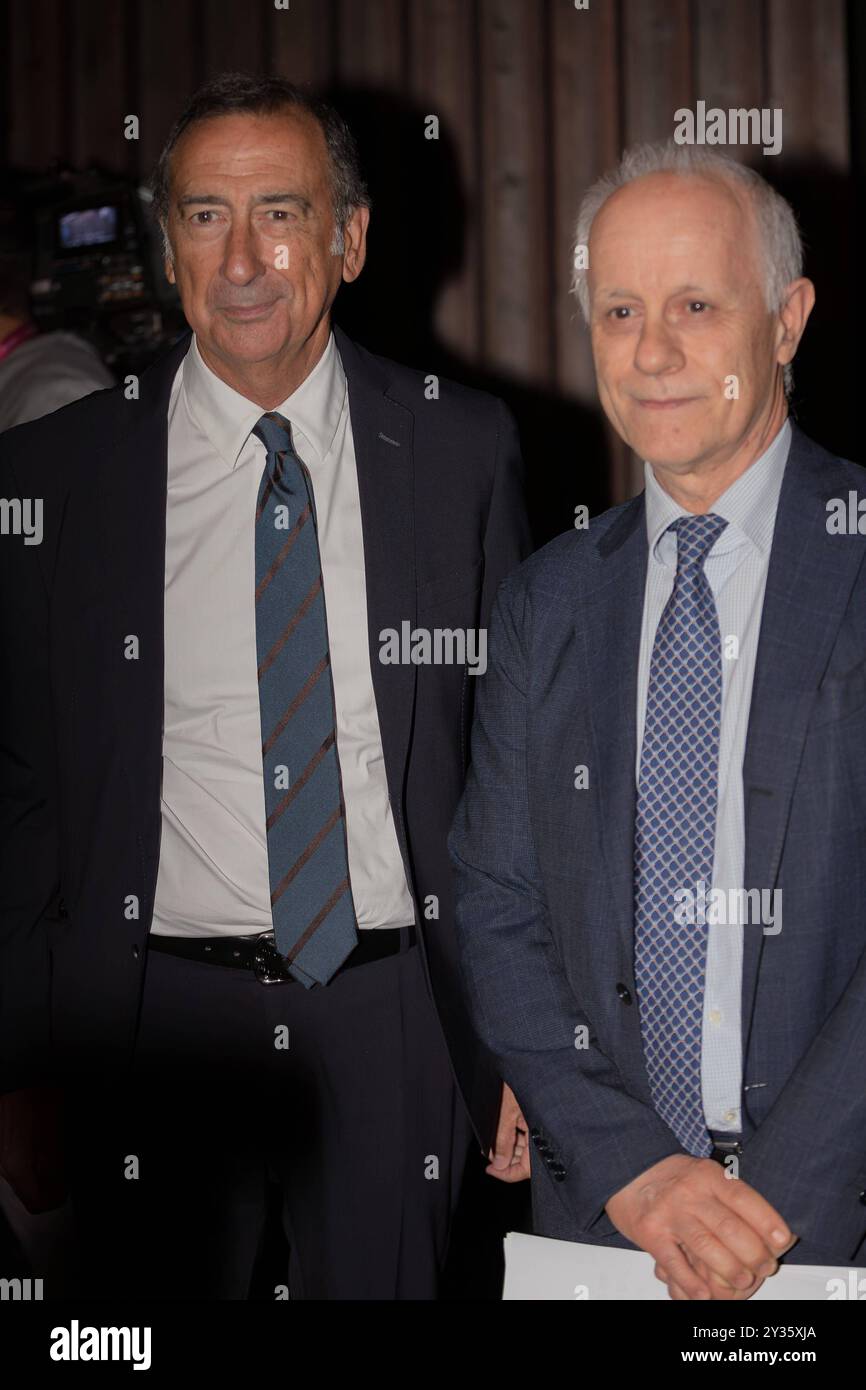 Nouvelles - Mario Draghi invité et interview au moment des femmes 2024 à la Triennale Beppe Sala maire de Milan et Lucio Fontana directeur du Corriere lors de Mario Draghi invité et interview au moment des femmes 2024 à la Triennale, nouvelles à Milan, Italie, 12 septembre 2024 Milano Triennale Milano Italie Copyright : xLucaxMichelix/xLiveMediax LPN 1512309 Banque D'Images