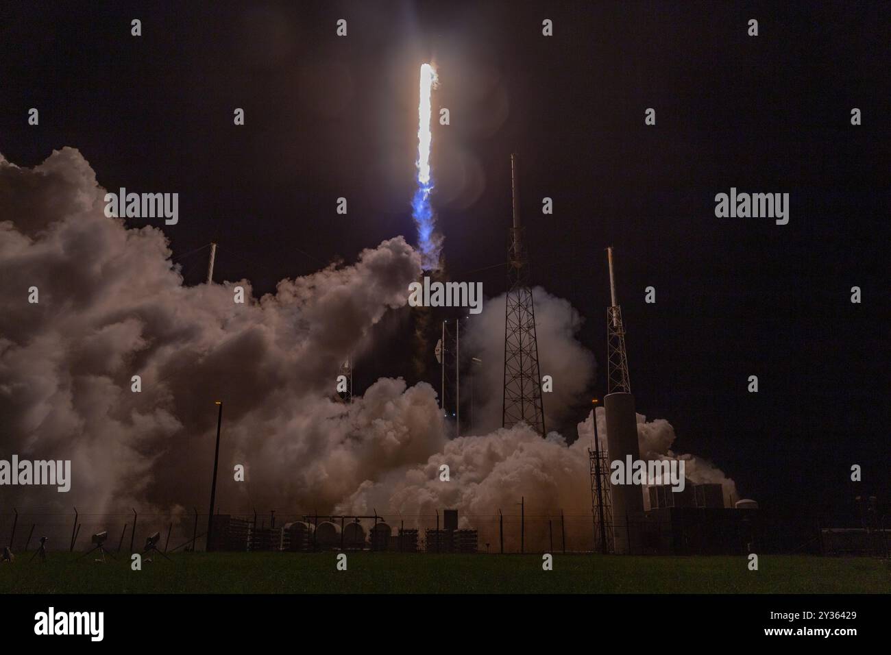 Cap Canaveral, États-Unis. 12 septembre 2024. De SLC-40 Cape Canaveral SpaceX a lancé des satellites clients AST SpaceMobil sur Falcon 9 B-1078-13 avec atterrissage à LZ-1 Brevard County Florida USA. (Photo de Scott Schilke/SipaUSA) crédit : Sipa USA/Alamy Live News Banque D'Images