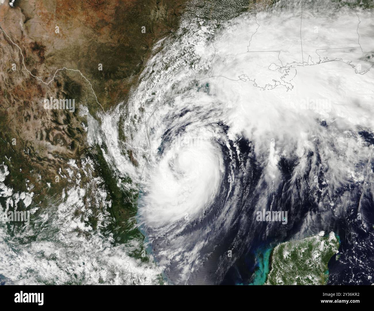 La Nouvelle-Orléans, États-Unis. 10 septembre 2024. L'ouragan Francine, un ouragan de catégorie 2, approche de la côte de la Louisiane vu depuis le satellite NOAA-21, le 10 septembre 2024 en orbite terrestre. Francine sera le troisième ouragan à toucher terre aux États-Unis cette saison. Crédit : NOAA-21 satellite/NASA/Alamy Live News Banque D'Images