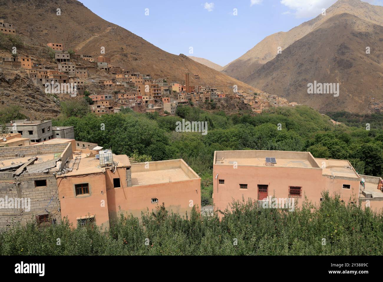 Imlil village situé dans les montagnes du Haut Atlas aux portes du Parc National du Toubkal, est le point de départ pour l'ascension du Mont Toubkal, wh Banque D'Images