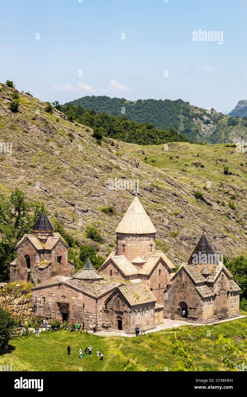 Gosh, Arménie - 6 juillet 2024 : vue aérienne du monastère de Goshavank, Arménie dans le village de Gosh, Arménie par jour d'été ensoleillé de l'église de l'Ascension Banque D'Images