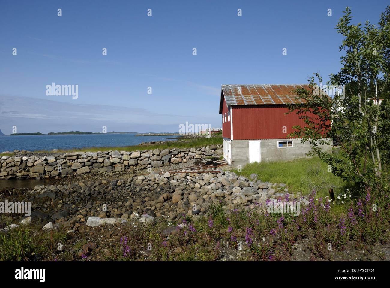 Rorbuer à Skaland, Senja, Troms, Norvège, Europe Banque D'Images