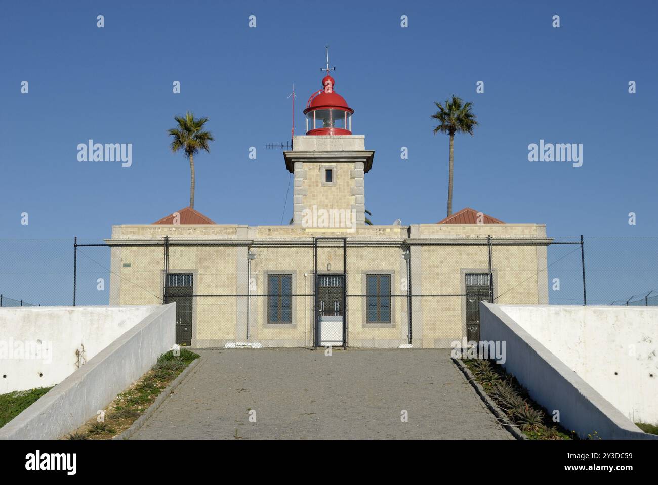 Phare de Ponta da Piedade, Lagos, Algarve, Portugal, Europe Banque D'Images