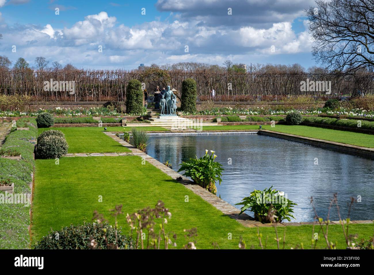 Londres, Royaume-Uni - 23 mars 2024 : en souvenir du jardin commémoratif Diana Princess of Wales au palais de Kensington. Londres. ROYAUME-UNI. Banque D'Images