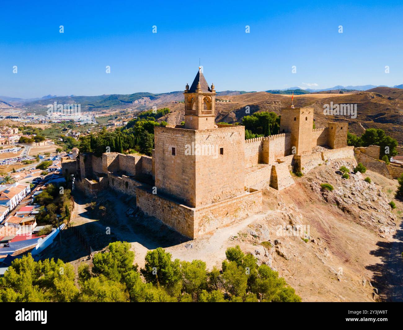 Alcazaba d'Antequera vue panoramique aérienne. L'Alcazaba d'Antequera est une forteresse mauresque de la ville d'Antequera dans la province de Malaga, la commune Banque D'Images