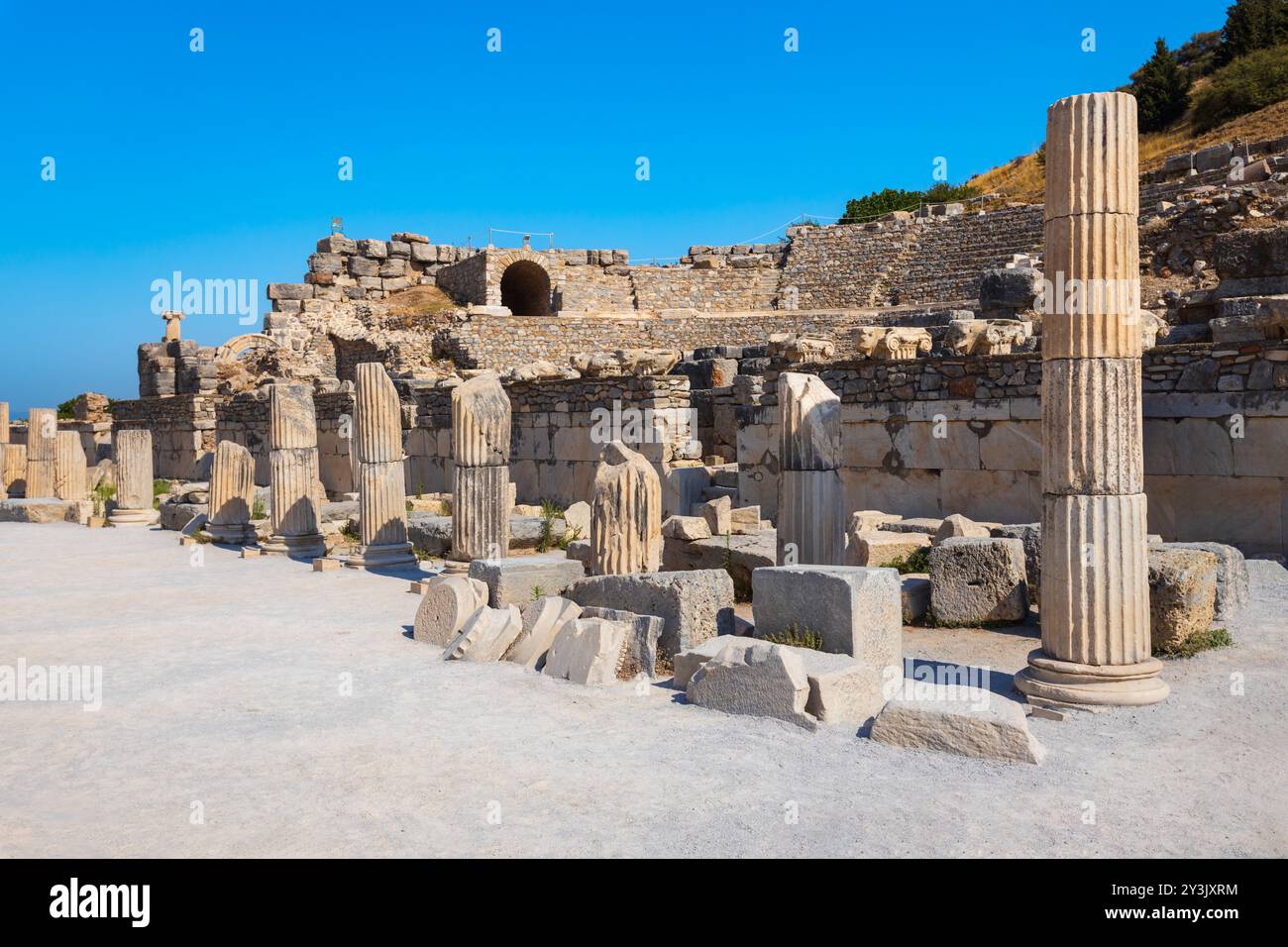 Odéon était un petit théâtre antique dans la ville d'Éphèse dans la Grèce antique. Ephèse ou Efes est situé près de Selcuk ville moderne dans la province d'Izmir en Turquie. Banque D'Images