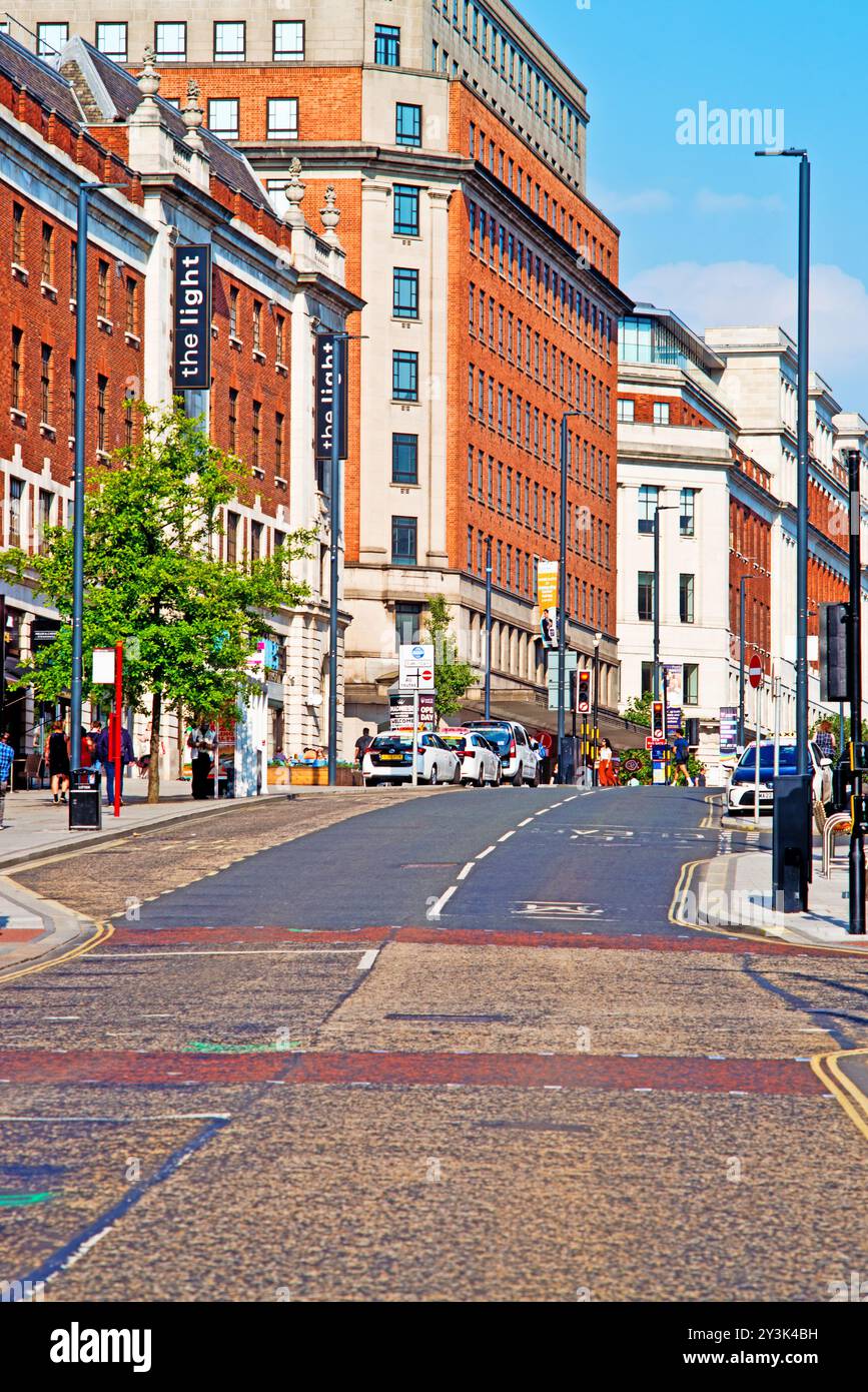 The Headrow, Leeds, West Yorkshire, Angleterre Banque D'Images