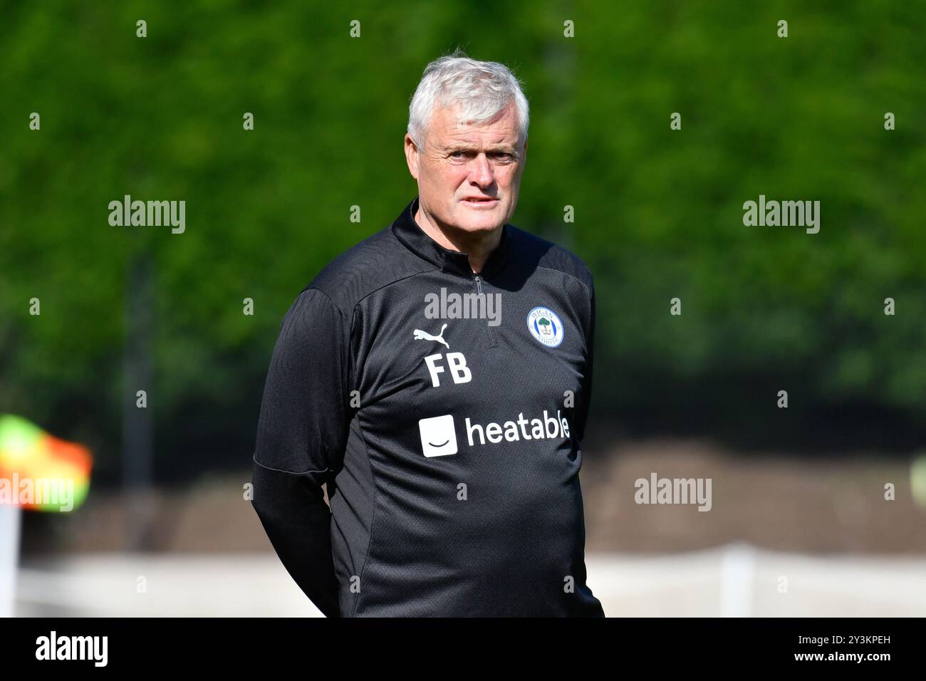 Landore, Swansea, pays de Galles. 14 septembre 2024. Francis Bunn entraîneur adjoint de Wigan Athletic Under 18 ans avant le match de la Ligue de développement professionnel des moins de 18 ans entre Swansea City et Wigan Athletic au JOMA High performance Centre à Landore, Swansea, pays de Galles, Royaume-Uni le 14 septembre 2024. Crédit : Duncan Thomas/Majestic Media/Alamy Live News. Banque D'Images