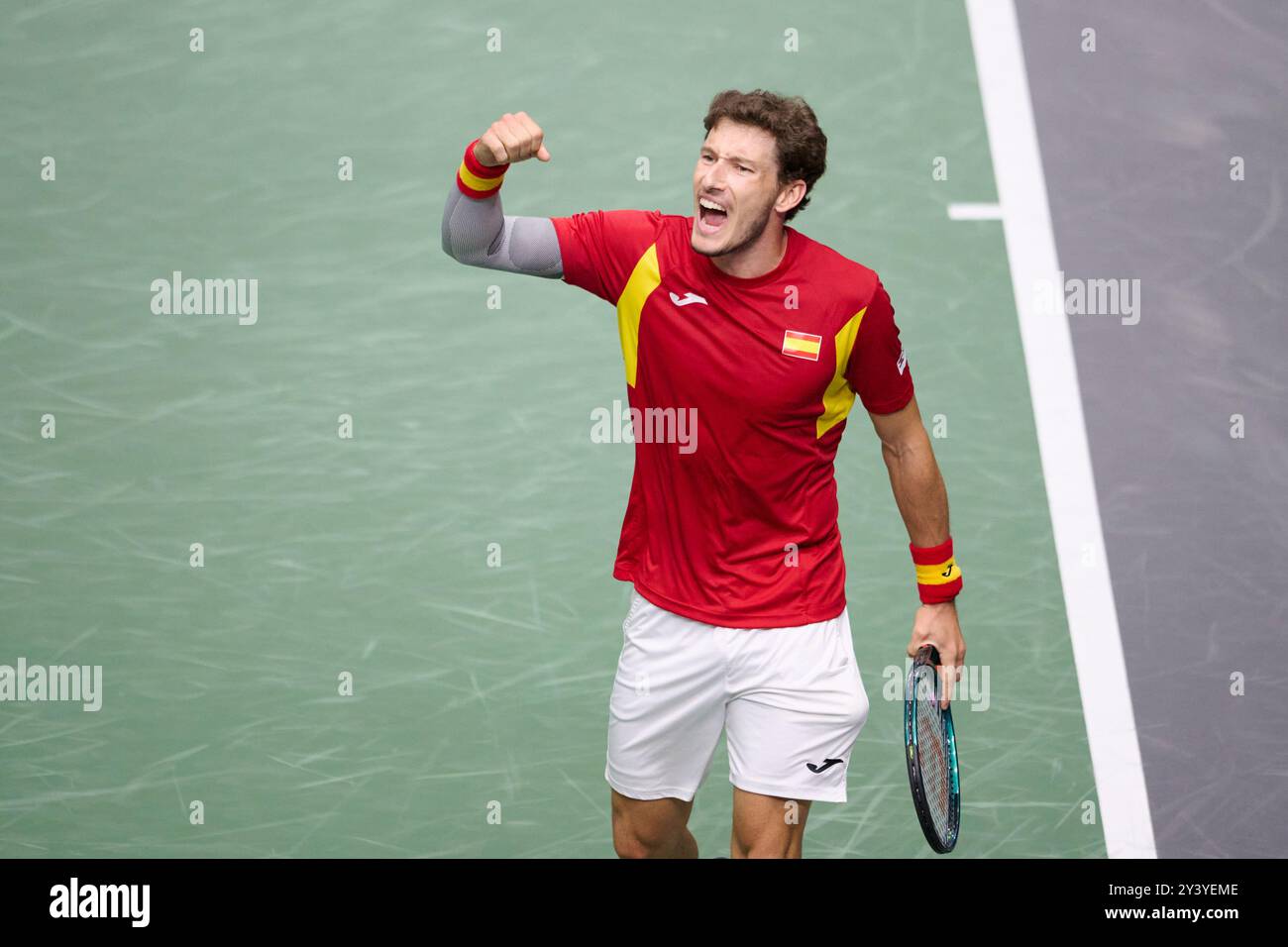 Valencia, Espagne. 15 septembre 2024. VALENCE, ESPAGNE - 15 SEPTEMBRE : Roberto Bautista Agut, de l'Espagne, célèbre un point de consigne contre Jordan Thompson, de l'Australie, lors de la finale de la Coupe Davis phase de Groupe 2024 match de Valence entre l'Australie et l'Espagne au Pabellon Fuente de San Luis le 15 septembre 2024 à Valence, en Espagne. (Photo de Francisco Macia/photo Players images/Magara Press) crédit : Magara Press SL/Alamy Live News Banque D'Images