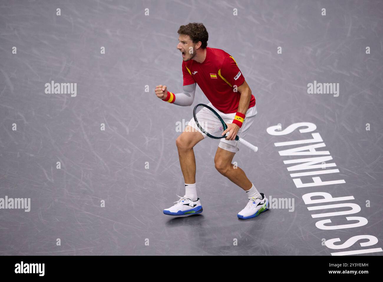 Valencia, Espagne. 15 septembre 2024. VALENCE, ESPAGNE - 15 SEPTEMBRE : Roberto Bautista Agut, de l'Espagne, célèbre un point de consigne contre Jordan Thompson, de l'Australie, lors de la finale de la Coupe Davis phase de Groupe 2024 match de Valence entre l'Australie et l'Espagne au Pabellon Fuente de San Luis le 15 septembre 2024 à Valence, en Espagne. (Photo de Francisco Macia/photo Players images/Magara Press) crédit : Magara Press SL/Alamy Live News Banque D'Images