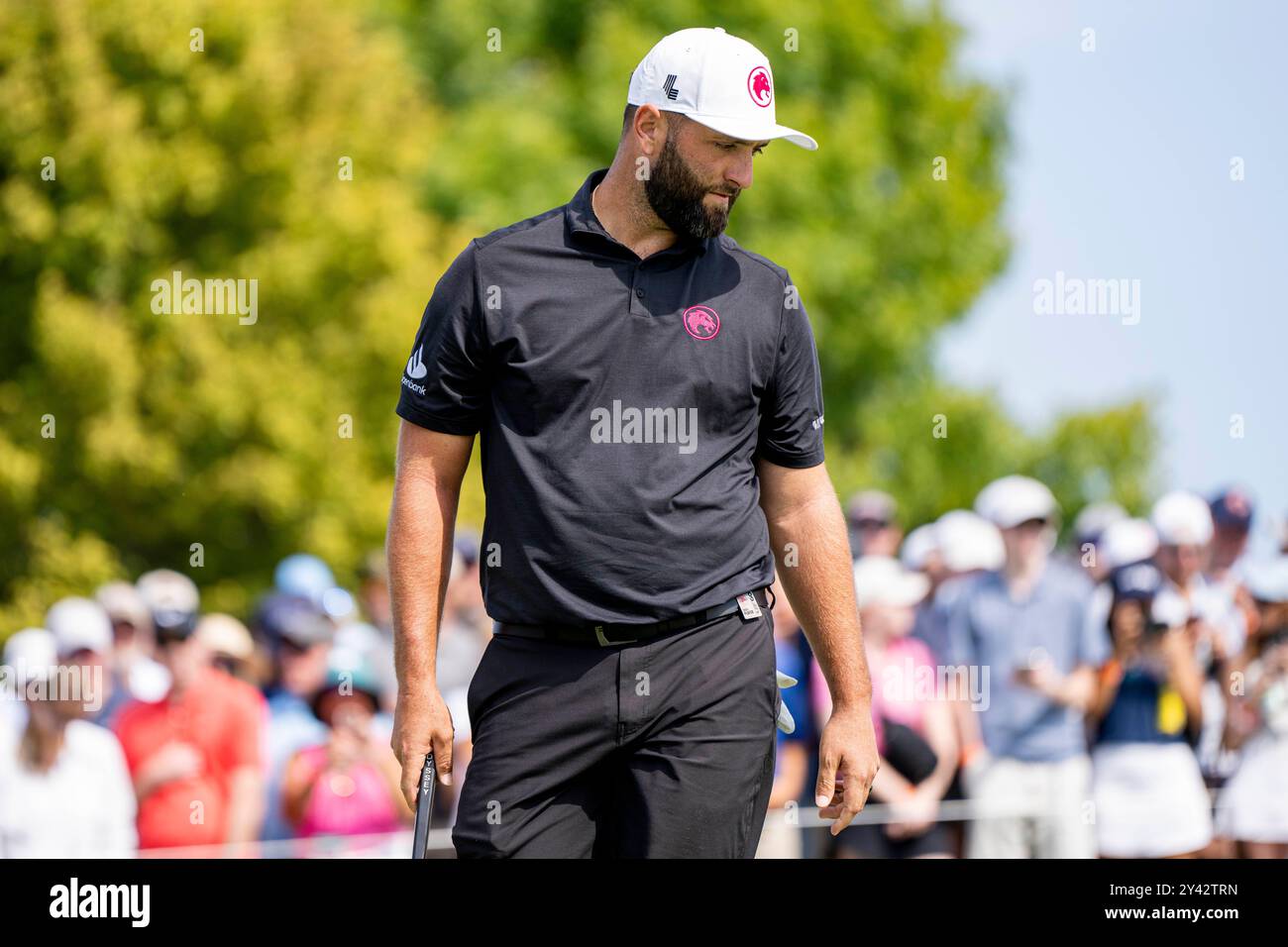 BOLINGBROOK, IL - SEPTEMBER 15: Jon Rahm of the Legion XIII reads the fifth green during day three of LIV Golf: Chicago at Bolingbrook Golf Club on September 15, 2024 in Bolingbrook, Illinois. (Photo by Ben Hsu/Icon Sportswire) (Icon Sportswire via AP Images) Banque D'Images