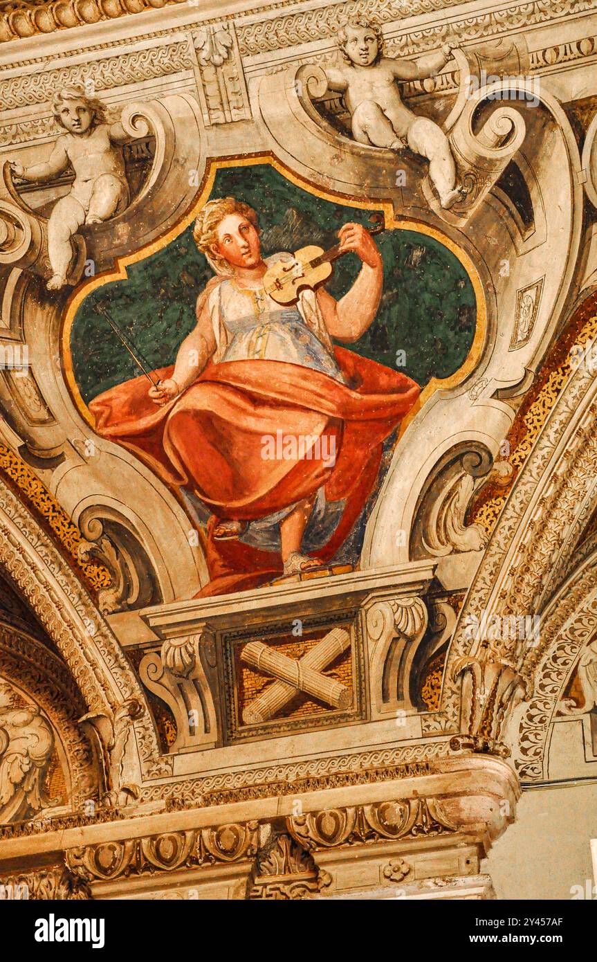 Les Archives centrales de l'Armée générale situées dans un magnifique palais du 16ème siècle à Viso del marqués, avec de belles fresques Banque D'Images