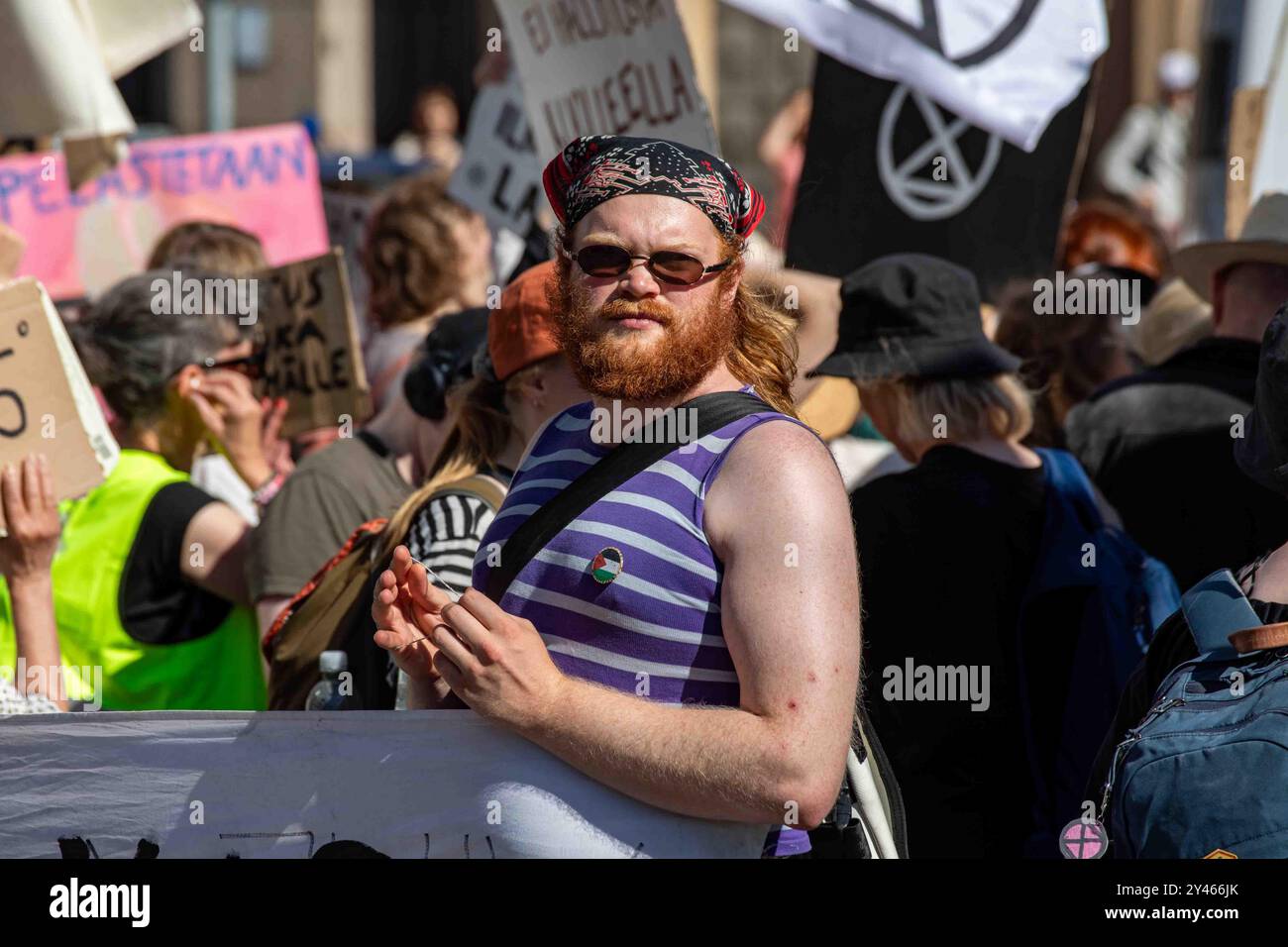 Manifestation au barrage routier de la manifestation d'alerte tempête de extinction Rebellion Finland à Helsinki, Finlande Banque D'Images