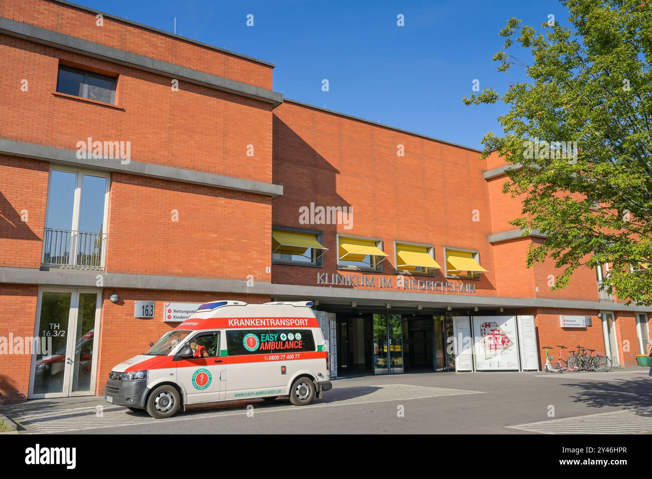 Klinikum im Friedrichshain, Landsberger Allee, Friedrichshain, Berlin, Deutschland *** Klinikum im Friedrichshain, Landsberger Allee, Friedrichshain, Berlin, Allemagne Banque D'Images