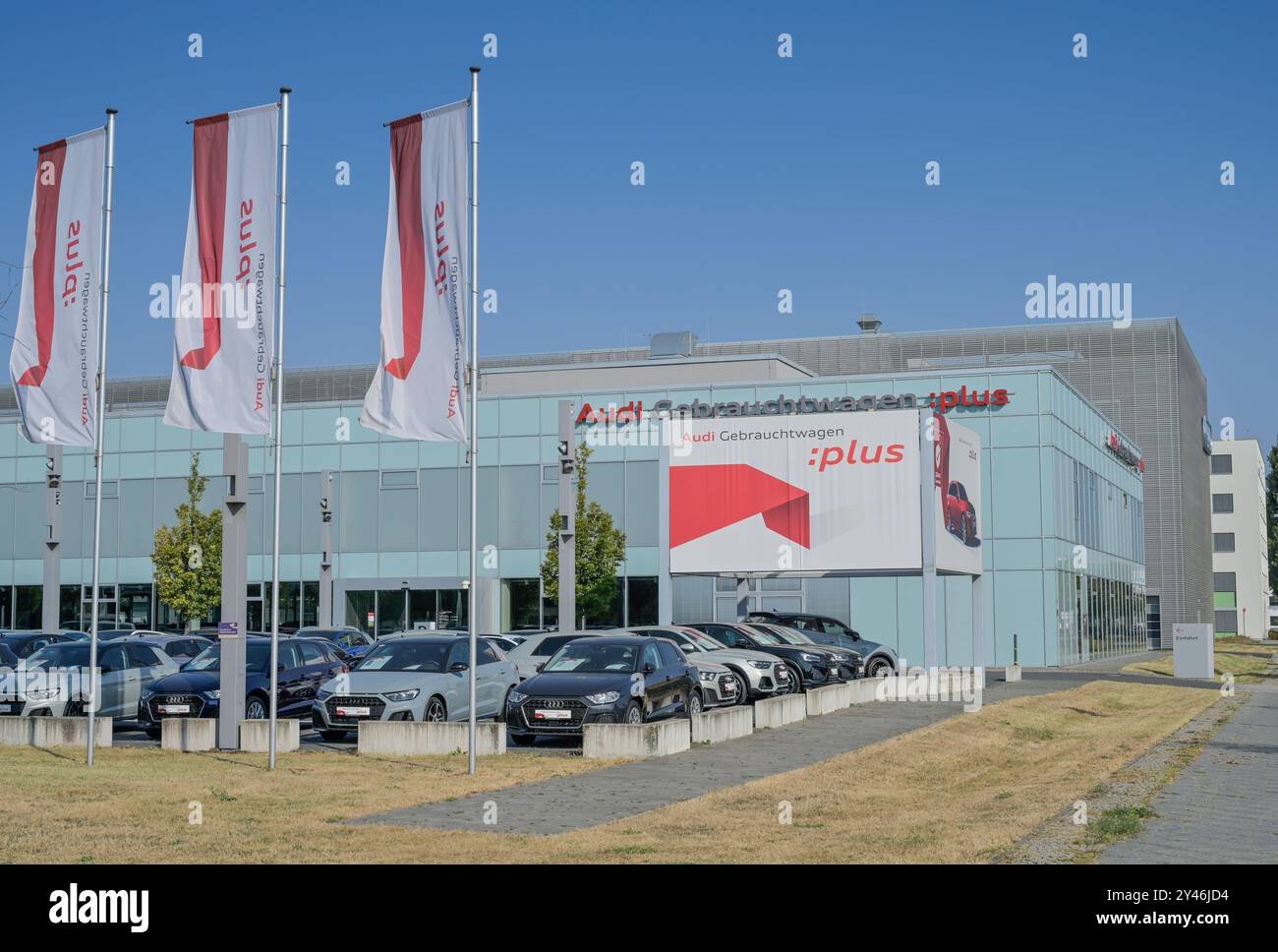 Audi Zentrum, Rudower Chaussee, Adlershof, Treptow-Köpenick, Berlin, Deutschland *** Audi Center, Rudower Chaussee, Adlershof, Treptow Köpenick, Berlin, Allemagne Banque D'Images