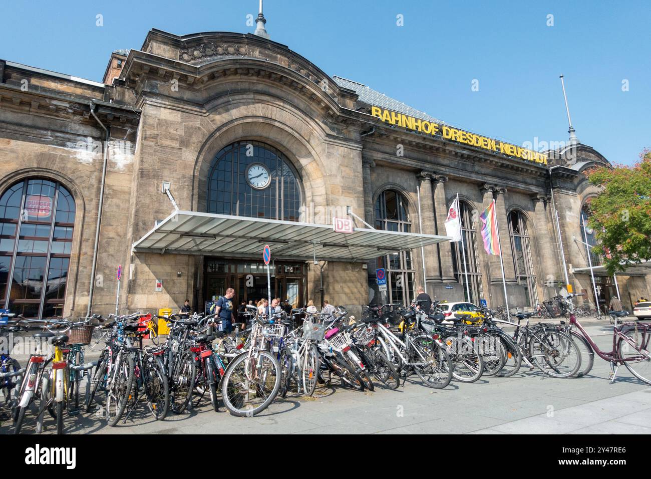 City Town District Railway Station Bahnhof Neustadt Dresde Saxe Allemagne Europe Allemand européen Banque D'Images