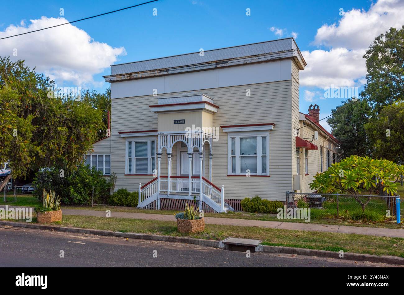 L'ancien bâtiment de la banque NAB à Theodore, queensland, australie Banque D'Images