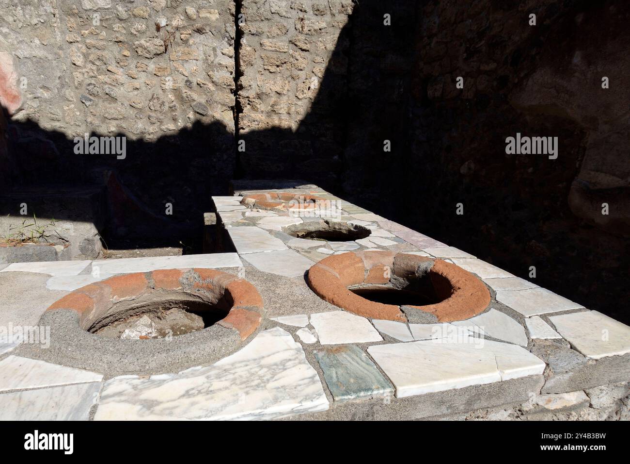 Ancienne cuisine romaine dans l'ancienne ville de Pompéi, Italie, Europe Banque D'Images