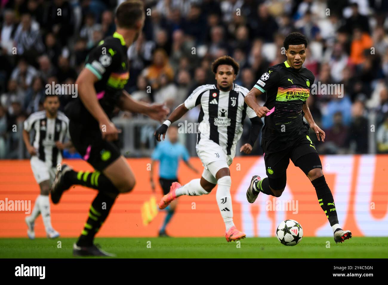 Turin, Italie. 17 septembre 2024. 7pv en action lors du match de football de l'UEFA Champions League entre la Juventus FC et le PSV Eindhoven. Crédit : Nicolò Campo/Alamy Live News Banque D'Images