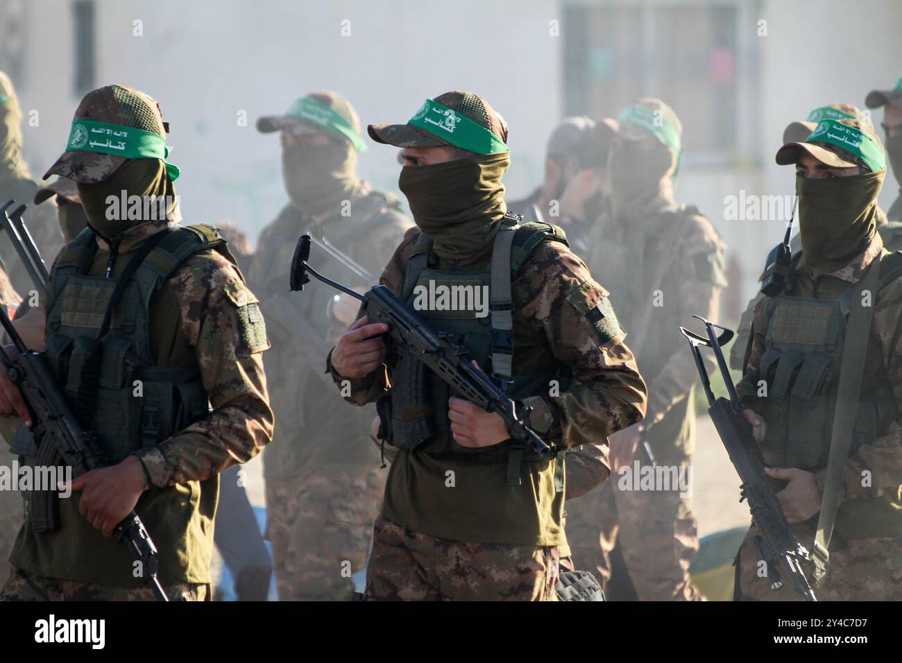 Gaza, Palestine. 20 juillet 2022. Les Brigades Izz ad-DIN Al-Qassam, la branche militaire du mouvement de résistance islamique palestinien du Hamas, organisent une marche militaire dans le port de Gaza dans la ville de Gaza. La marche coïncide avec l'anniversaire de la capture du soldat israélien Aron Shaul par les Brigades Al-Qassam pendant la guerre israélienne de 2014 contre Gaza Banque D'Images