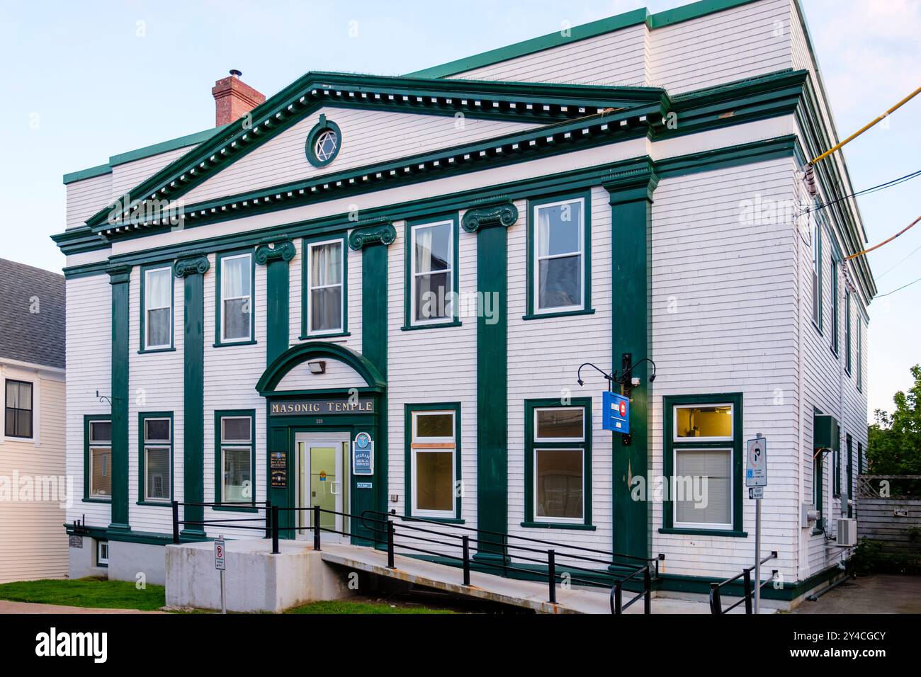 Temple maçonnique, Grande Loge de Nouvelle-Écosse, bâtiment historique en bois, vieux centre-ville de Lunenburg, Nouvelle-Écosse, Canada Banque D'Images