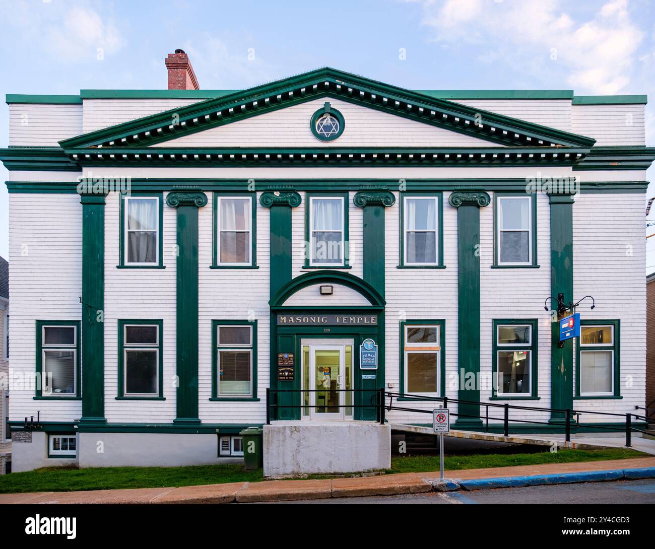 Temple maçonnique, Grande Loge de Nouvelle-Écosse, bâtiment historique en bois, vieux centre-ville de Lunenburg, Nouvelle-Écosse, Canada Banque D'Images