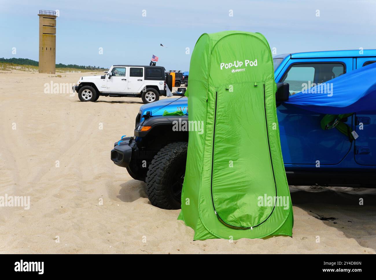 Rehoboth Beach, Delaware, États-Unis - 2 septembre 2024 - Un Pod vert pop-up pour espace à langer personnel ou toilettes extérieures Banque D'Images