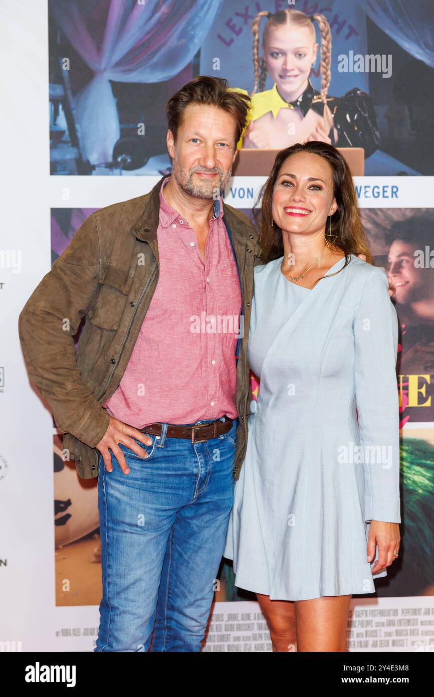 Premiere - cassé. Seul. - Une histoire d'amour perverse Sarah Maria Besgen BEI der Premiere von Broke. Seul. - Une histoire d'amour perverse im Zoo Palast AM 17.09.2024 à Berlin. *** Première Broken Alone A Kinky Love Story Sarah Maria Besgen à la première de Broken Alone A Kinky Love Story au Zoo Palast le 17 09 2024 à Berlin Copyright : xEventpressxKochanx Banque D'Images