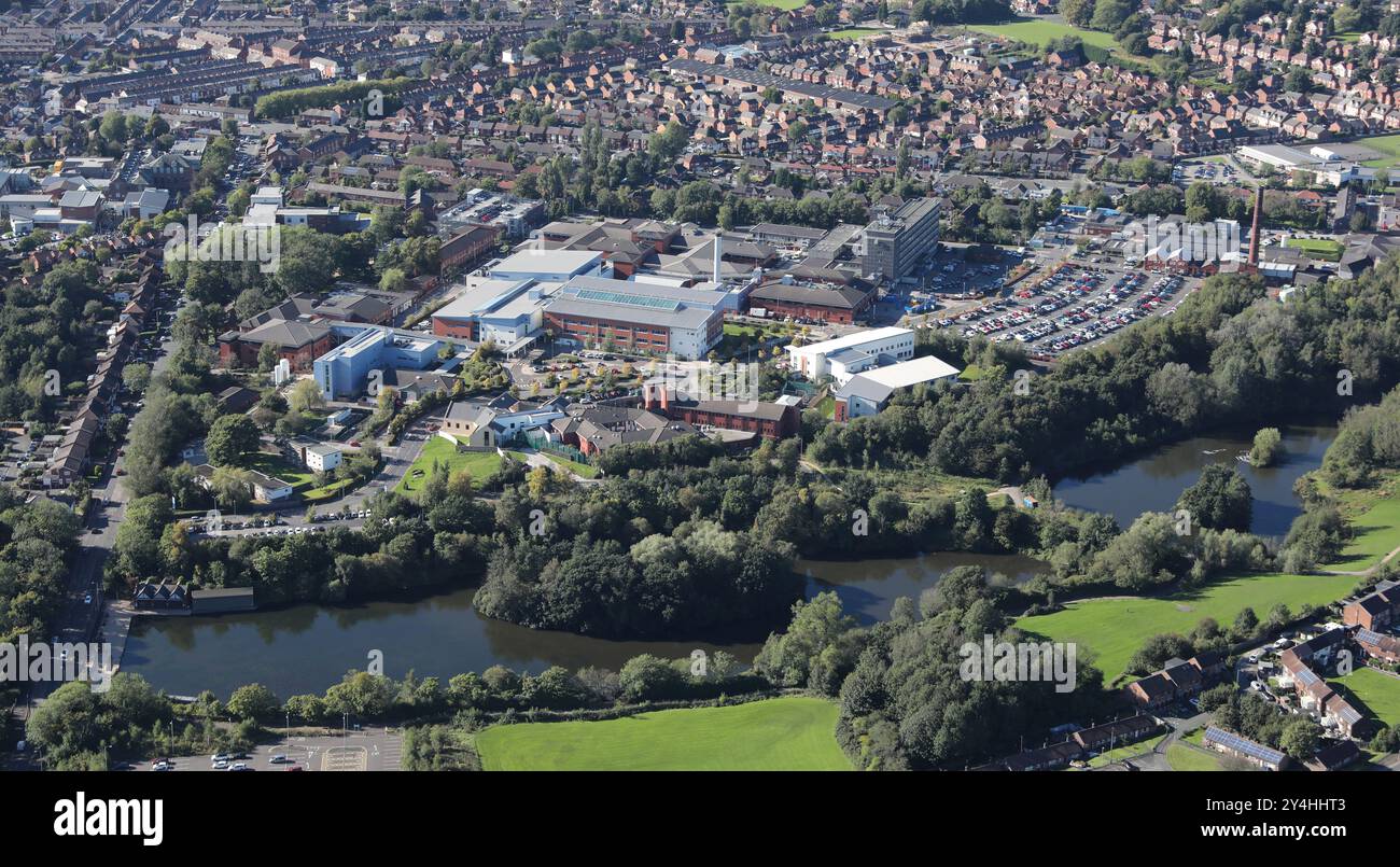 Vue aérienne de l'hôpital général de Tameside, Ashton-under-Lyne, Manchester Banque D'Images