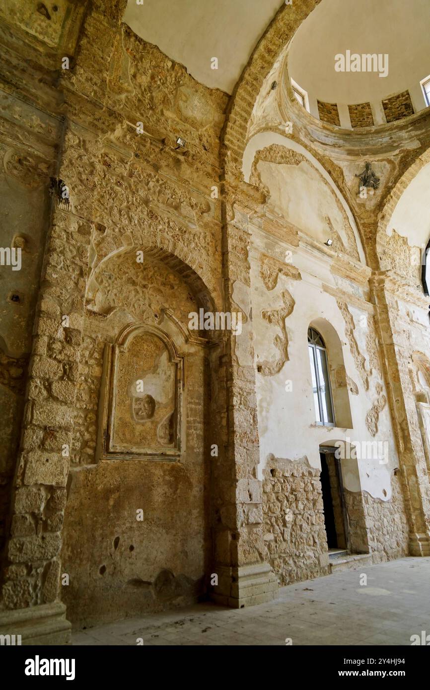 San Pietro Infine, village fantôme et parc de mémoire historique, Molise Italie Banque D'Images