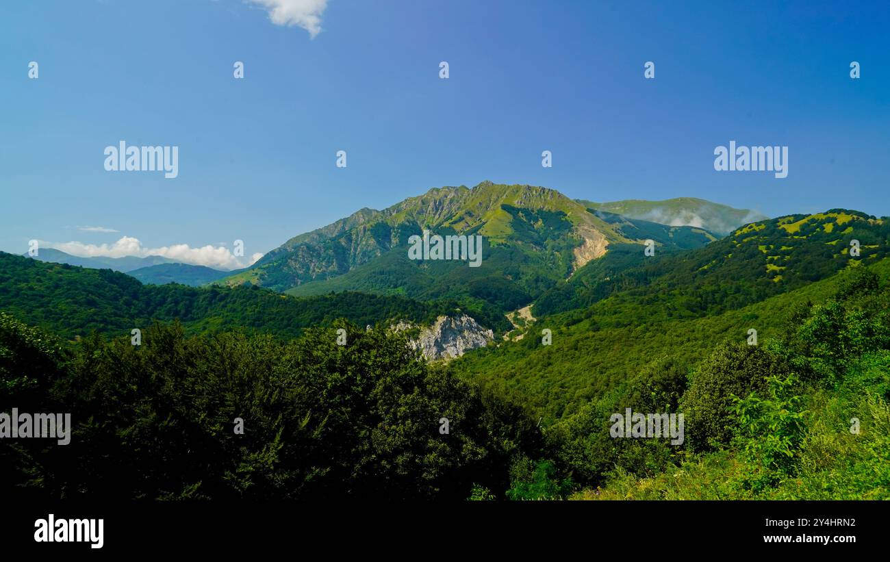 Panoramas des Alpes Apuanes, province de Massa Carrara, Toscane, Italie Banque D'Images