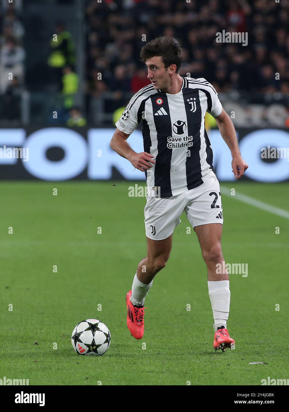 Andrea Cambiaso (Juventus FC) lors du match Juventus FC vs PSV Eindhoven, UEFA Champions League à Turin, Italie, le 17 septembre 2024 Banque D'Images