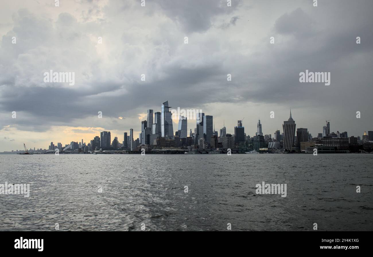 vue sur midtown manhattan frm weehawken waterfront (hudson river west new york city skyline gratte-ciel tourisme destination touristique) nyc dr. Banque D'Images