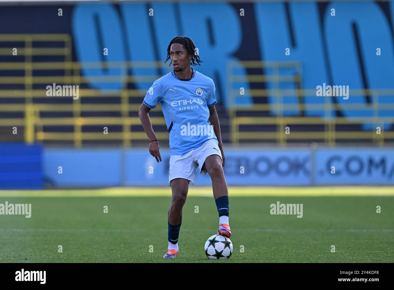 Manchester, Royaume-Uni. 18 septembre 2024. Kaden Braithwaite de Manchester City en action lors du match de l'UEFA Youth League Manchester City vs Inter Milan au joie Stadium, Manchester, Royaume-Uni, le 18 septembre 2024 (photo de Cody Froggatt/News images) à Manchester, Royaume-Uni, le 18/09/2024. (Photo de Cody Froggatt/News images/Sipa USA) crédit : Sipa USA/Alamy Live News Banque D'Images