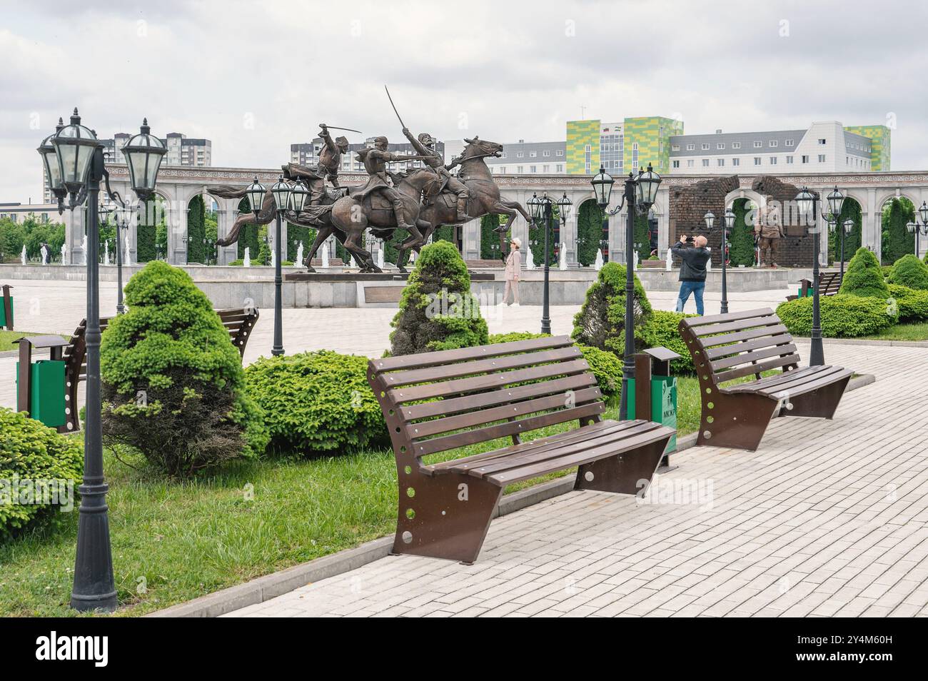Nazran, Ingouchie, RUSSIE - 12 MAI 2024 : Mémorial de la mémoire et de la gloire. Le mémorial a été inauguré le 9 juin 2012, à l'occasion du 20e anniversaire de la Répub Banque D'Images