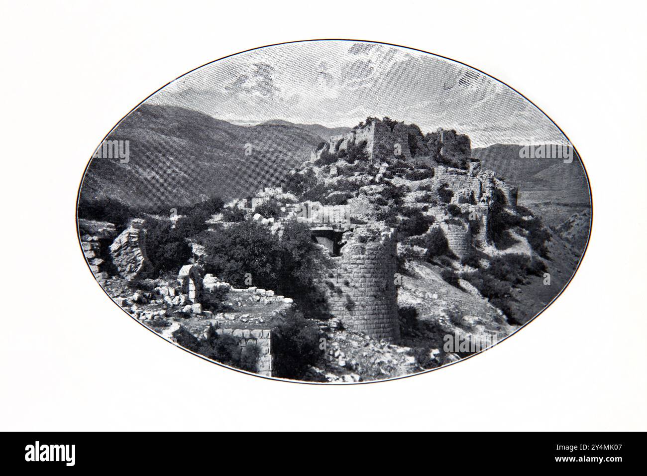 XIXe siècle photographie historique des ruines de la forteresse de Banias ancienne Bible familiale nationale complète du XIXe siècle (Bib familial illustré Banque D'Images