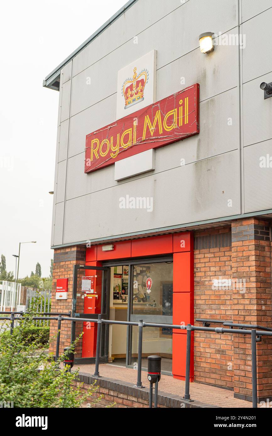 Un bureau de livraison Royal mail ouvert aux entreprises, Royaume-Uni. Banque D'Images